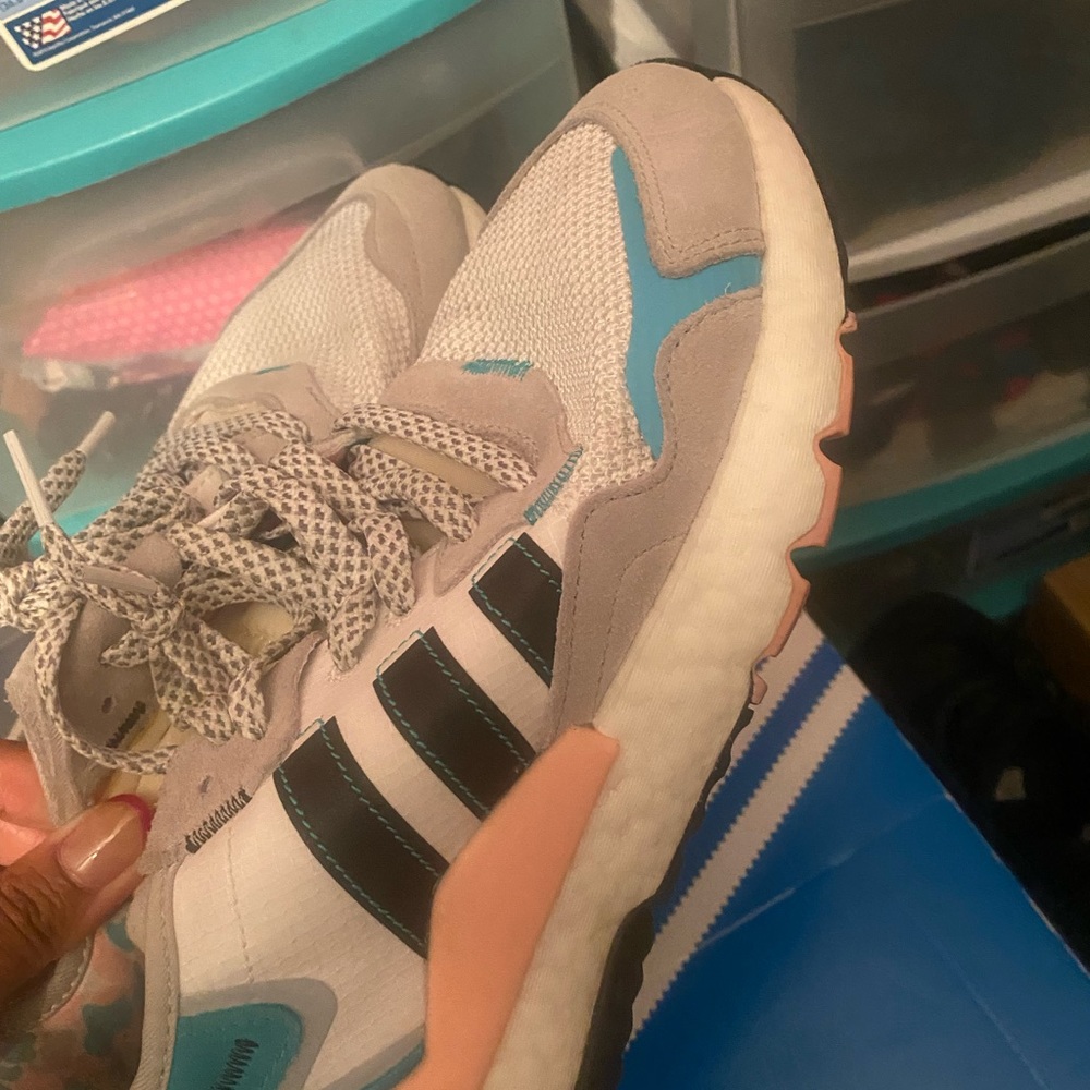 Adidas - Picture 5 of 6